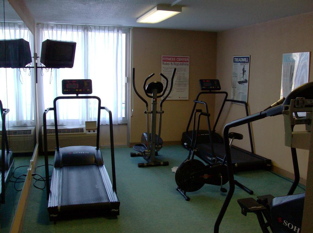 Boarders Inn And Suites - Marion Extérieur photo